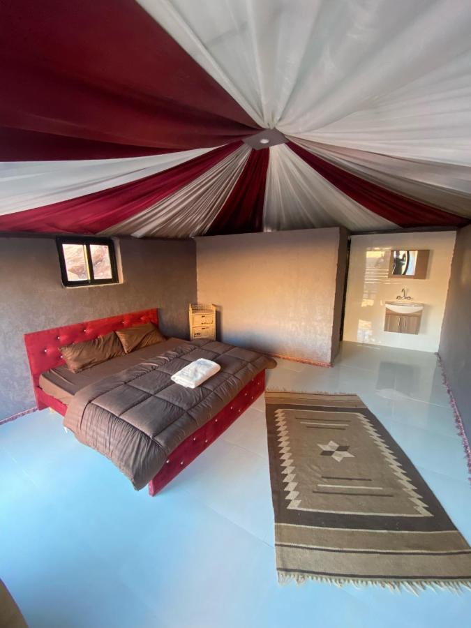 Wadi Rum Desert Base Camp Екстериор снимка